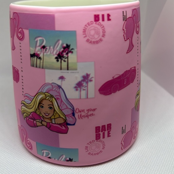 Barbie California Classic  Dream Mug 21 oz Pink - Picture 3 of 12